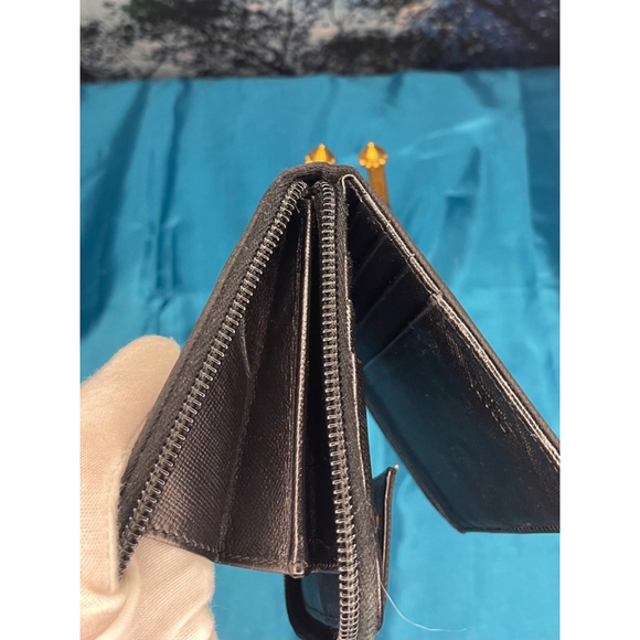 Women's Prada Black Wallet Leather and Nylon VGUC - Picture 9 of 15